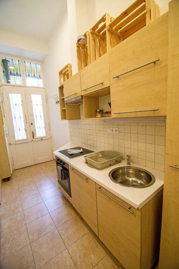 Cheerful And Cozy 2 Bedrooms 2 Bathrooms Apartment With Top Location Boedapest Buitenkant foto